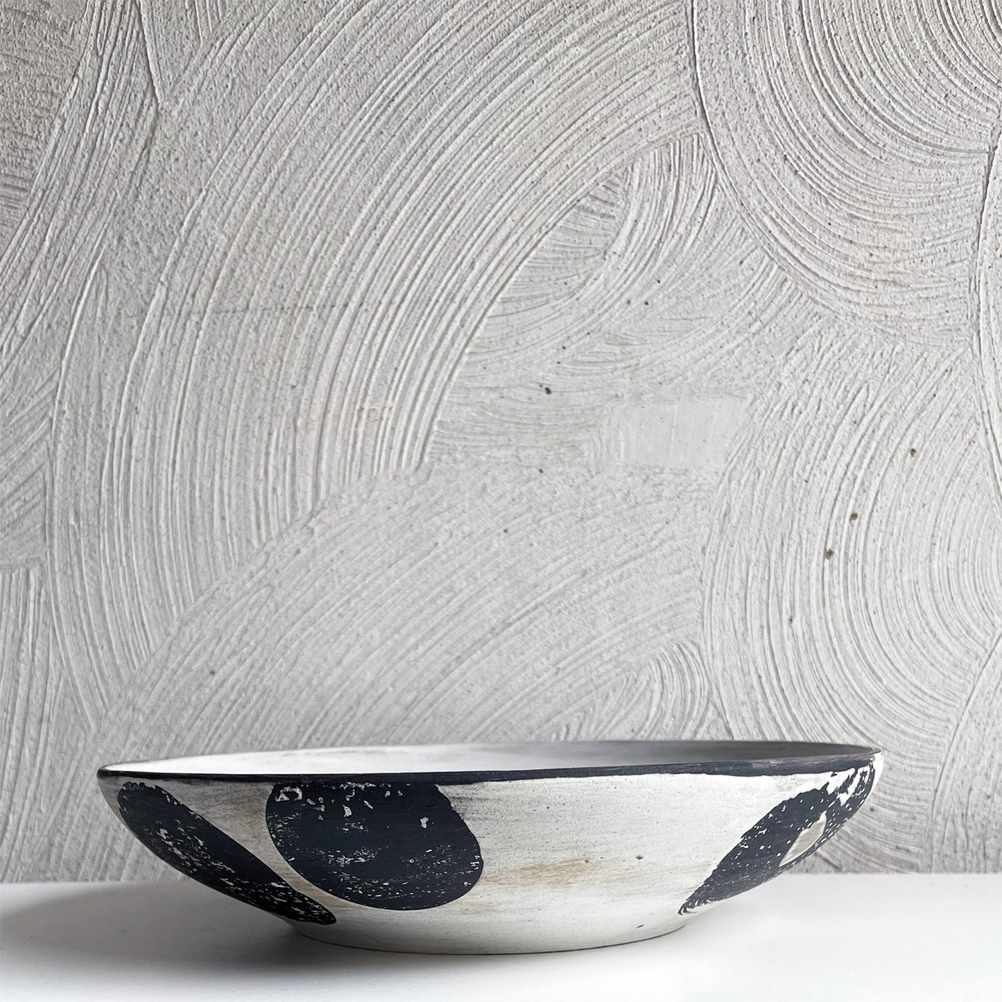 New! Shallow Dot Everyday Bowls