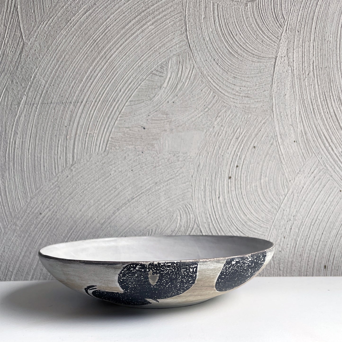 New! Shallow Dot Everyday Bowls
