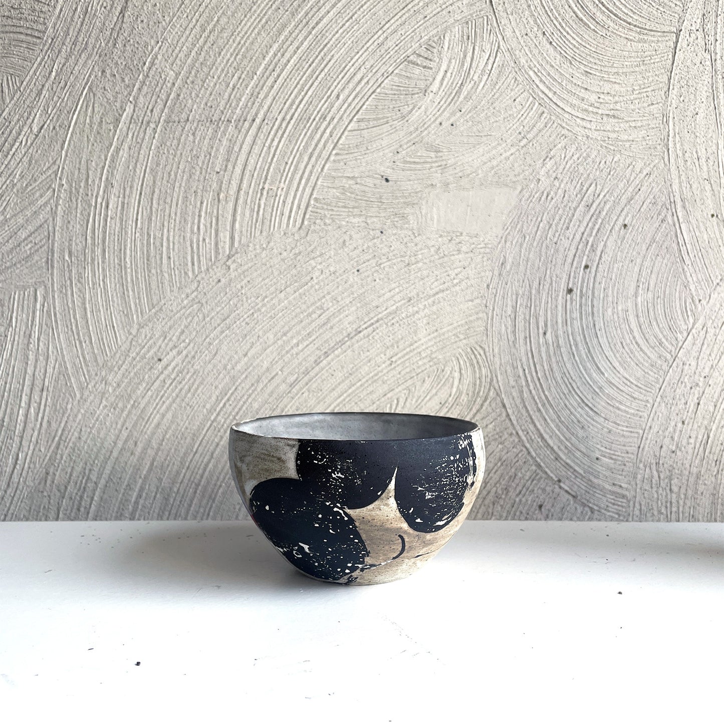 NEW! Black/White/Red Tea Bowl