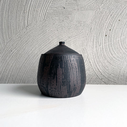NEW! Black/Brown Jar