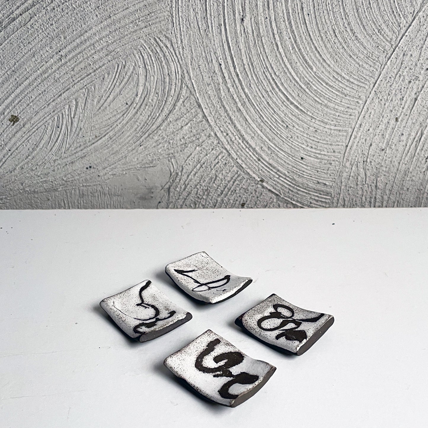 New! Tiny Gestures / Chopstick Rest